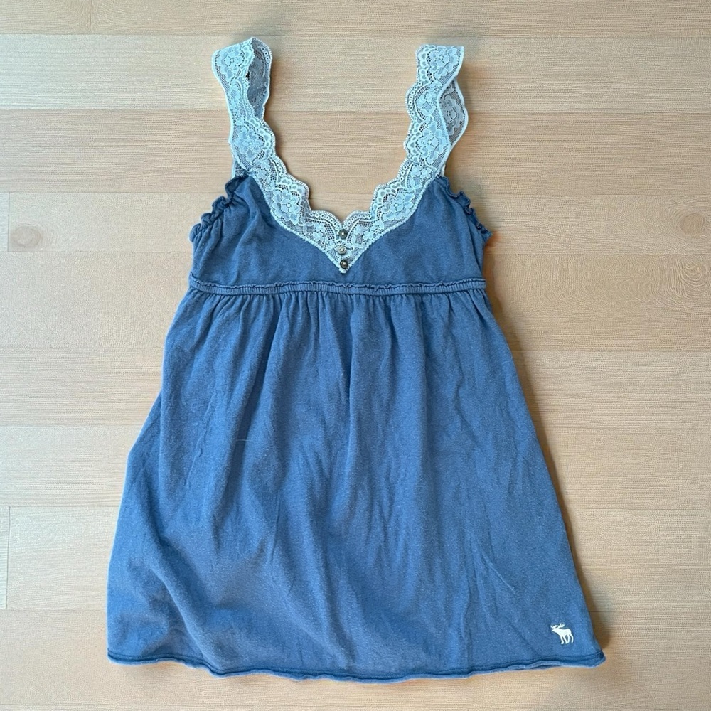 Vintage Y2K Abercrombie & Fitch Babydoll Lace Straps & Buttons Top in Blue sz S